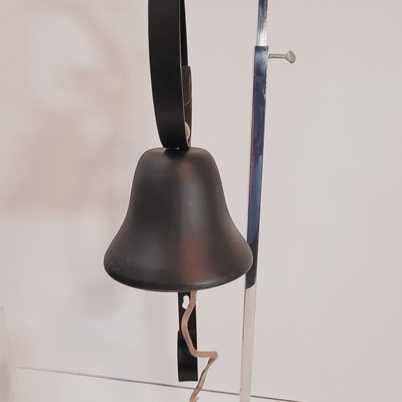 1950s Captains Bell Wall Mounted Black Metal Leather Cord NOS with Box Clang - Picture 5 of 11